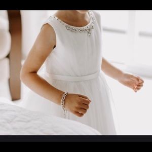 Joan Calabrese for Mon Cheri sz 4 flower girl